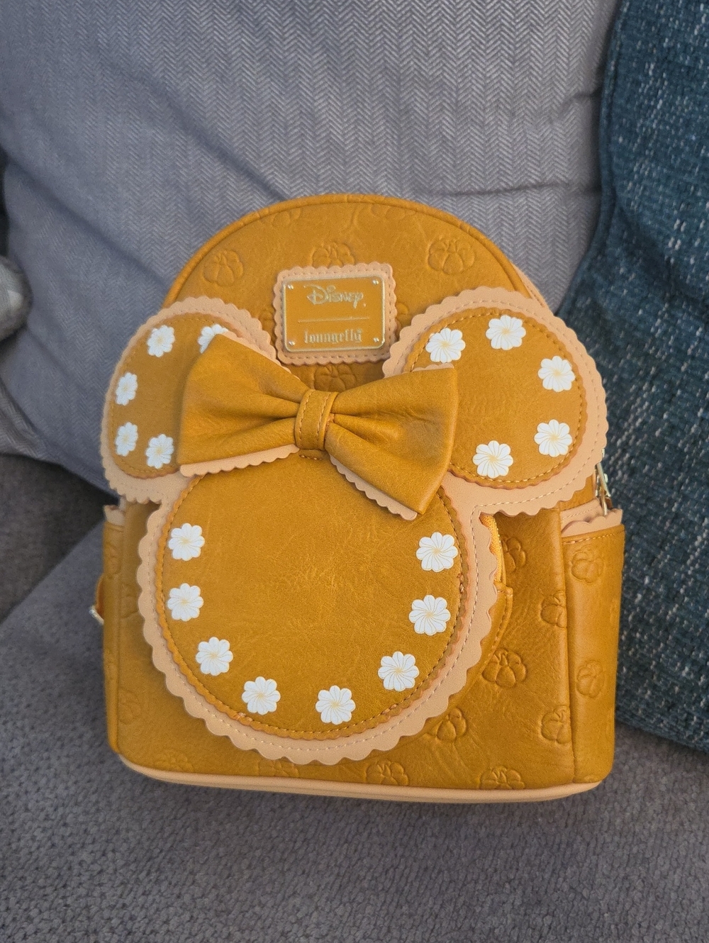 Loungefly Disney Minnie Mouse Pumpkin Pie Cinnamon Scented Mini Backpack RARE!!!